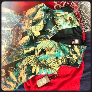 Vince Comuto Deep Cut dress